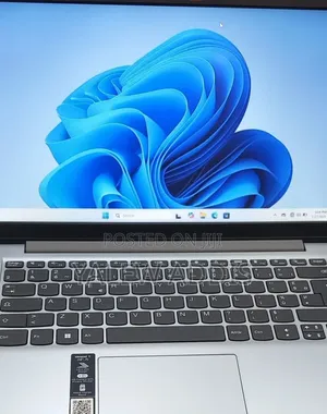 New Laptop Lenovo Ideapad 3 8GB Intel Celeron SSD 128GB