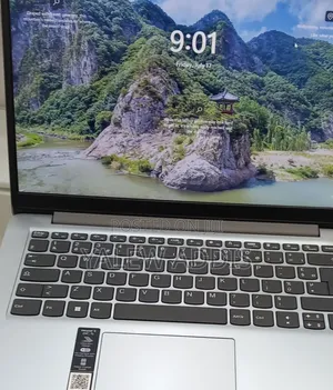 New Laptop Lenovo Ideapad 3 8GB Intel Celeron SSD 128GB