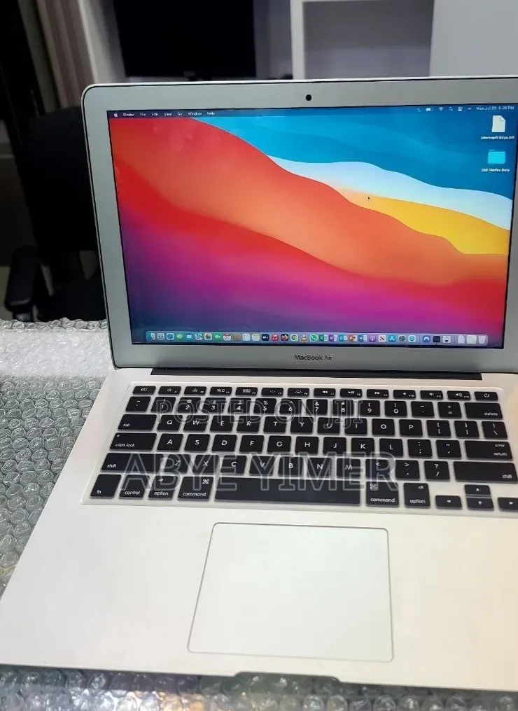 New Laptop Apple MacBook Air 2017 8GB Intel Core i5 SSD 128GB