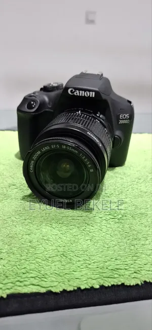 Canon 2000D