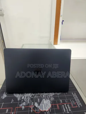 New Laptop Apple MacBook 8GB SSD 256GB