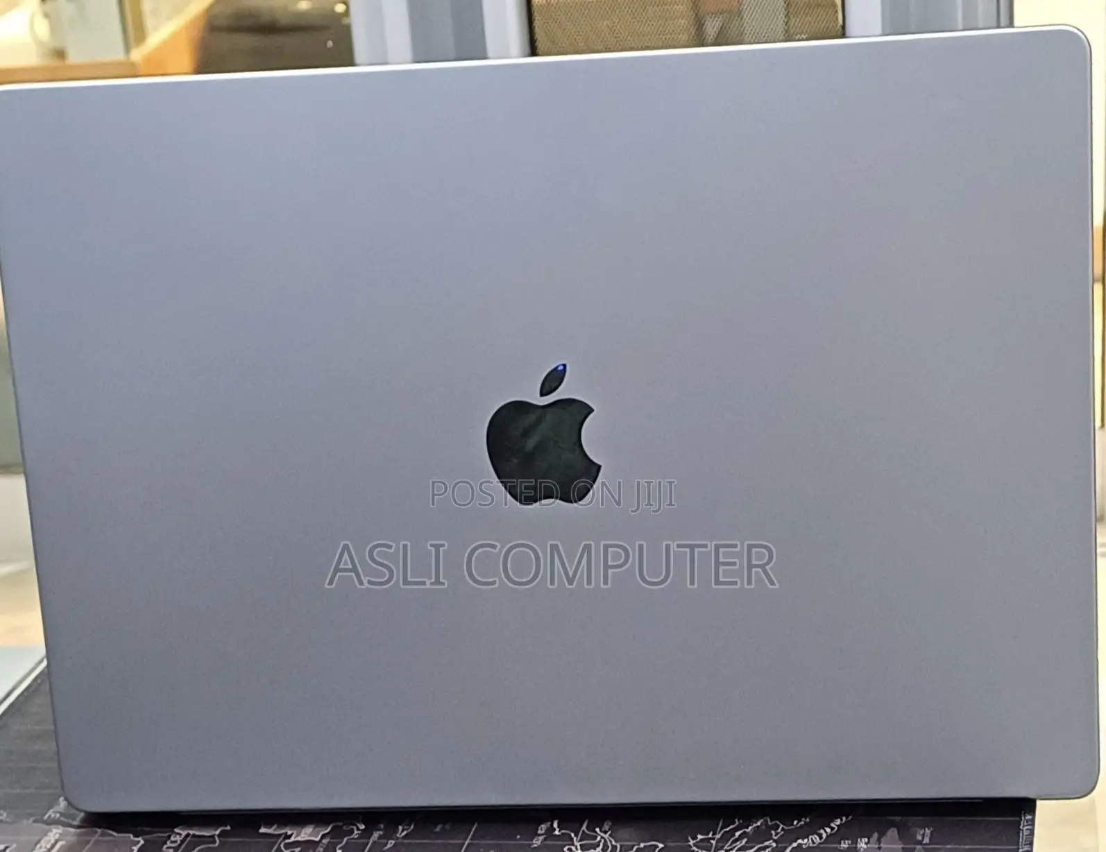 New Laptop Apple MacBook Pro 2021 M1 32GB Apple M1 Pro SSD 512GB