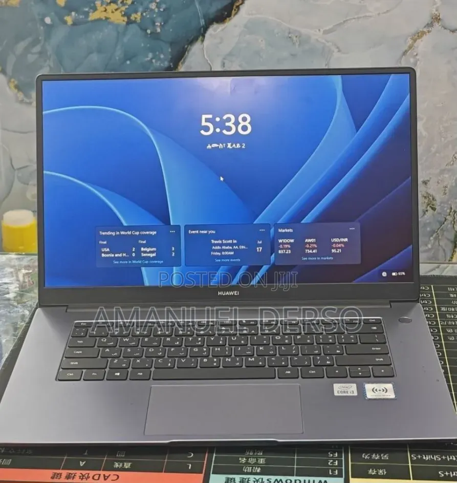 New Laptop Huawei MateBook 13 WRT-W19E 8GB Intel Core i3 SSD 256GB