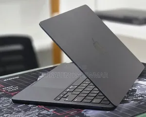 New Laptop Apple MacBook Air 2022 M2 8GB Apple M2 SSD 256GB