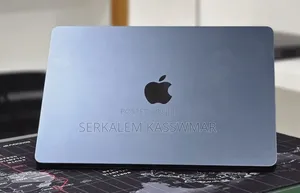 New Laptop Apple MacBook Air 2022 M2 8GB Apple M2 SSD 256GB