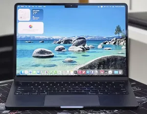New Laptop Apple MacBook Air 2022 M2 8GB Apple M2 SSD 256GB