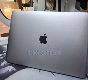 New Laptop Apple MacBook 8GB Intel Core i5 SSD 128GB
