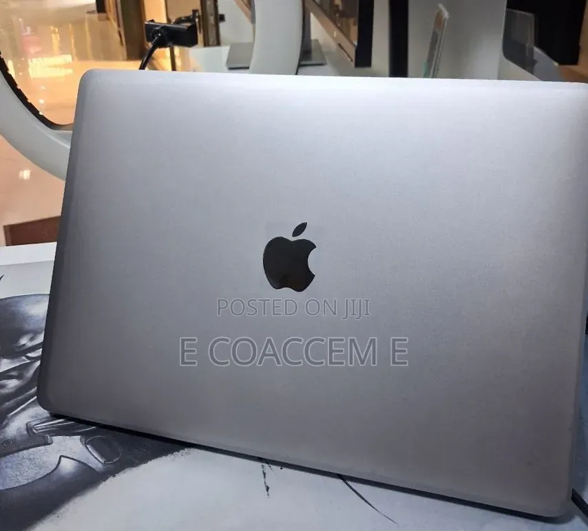 New Laptop Apple MacBook 8GB Intel Core i5 SSD 128GB
