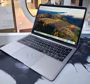 New Laptop Apple MacBook 8GB Intel Core i5 SSD 128GB