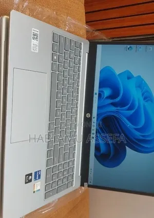 New Laptop HP Stream Notebook 16GB Intel Core i7 SSD 512GB
