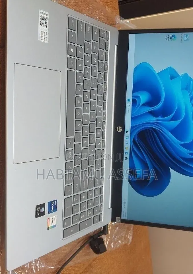 New Laptop HP Stream Notebook 16GB Intel Core i7 SSD 512GB