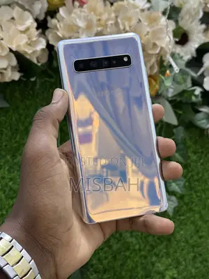 Samsung Galaxy S10 5G 256 GB Silver