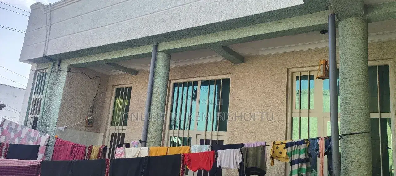 Furnished 7bdrm House in Dukem Bishoftu 140, East Shewa for sale