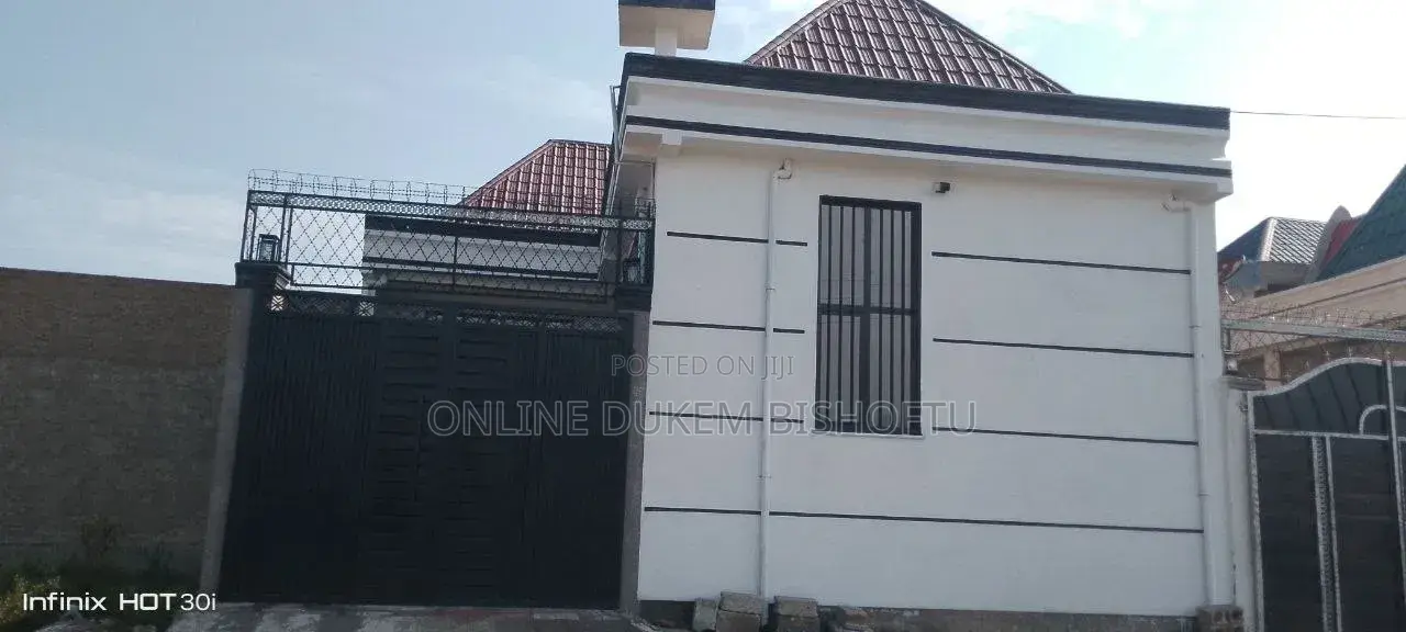 Furnished 8bdrm House in Dukem Bishoftu, East Shewa for sale