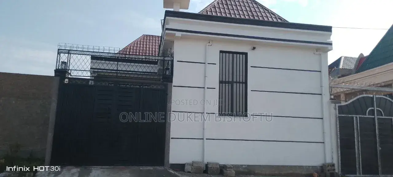 Furnished 8bdrm House in Dukem Bishoftu, East Shewa for sale