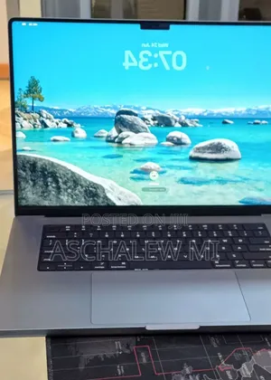 New Laptop Apple MacBook Pro 2021 M1 32GB Apple M1 Pro SSD 512GB