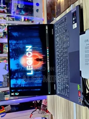 New Laptop Lenovo Legion 5 16GB AMD Ryzen 7 SSD 512GB