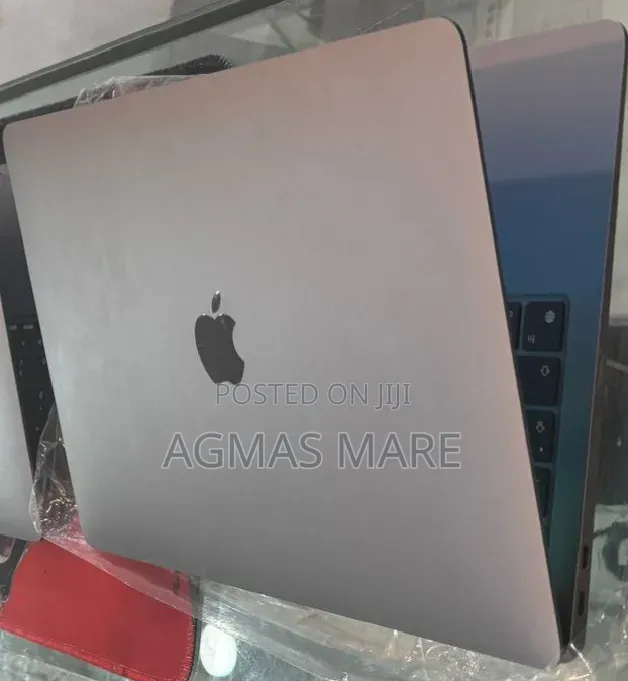 New Laptop Apple MacBook Air 2020 M1 8GB Apple M1 SSD 256GB