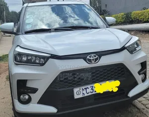 Toyota Raize 2022 White