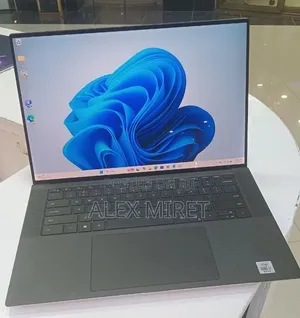 New Laptop Dell XPS 15 16GB Intel Core i7 SSD 512GB