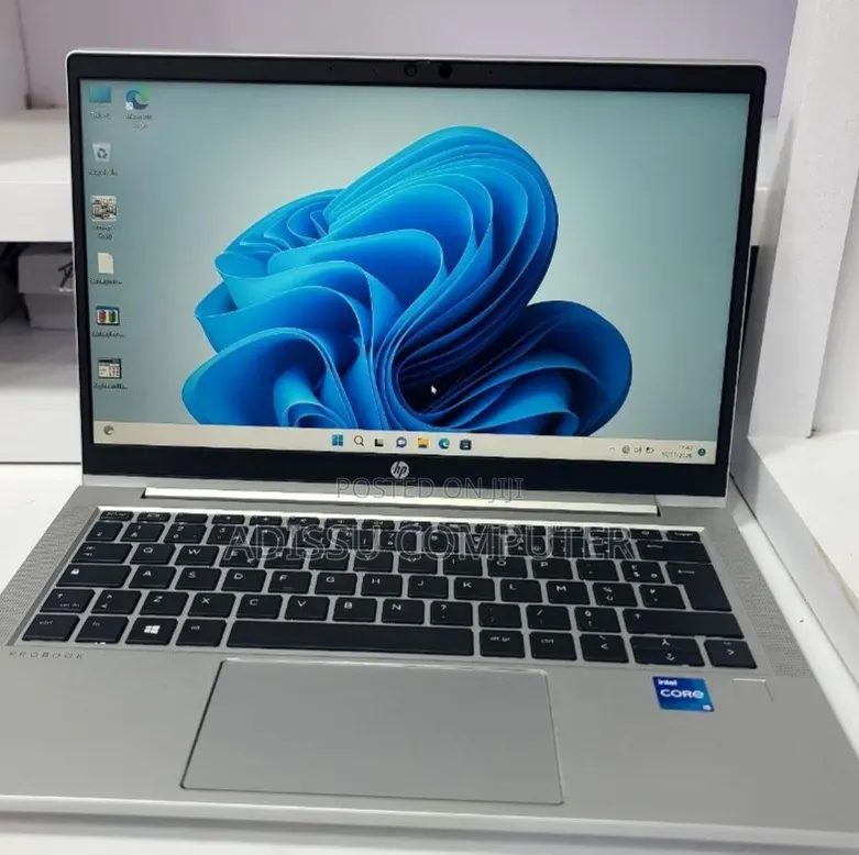 New Laptop HP 630 16GB Intel Core i5 SSD 512GB