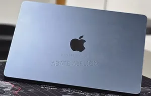 New Laptop Apple MacBook Air 2022 M2 8GB Apple M2 SSD 256GB