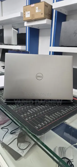 New Laptop Dell Precision 5560 16GB Intel Core i7 SSD 512GB
