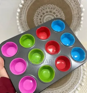 Kitchen 12 Holes Silicone Baking Muffin Pan