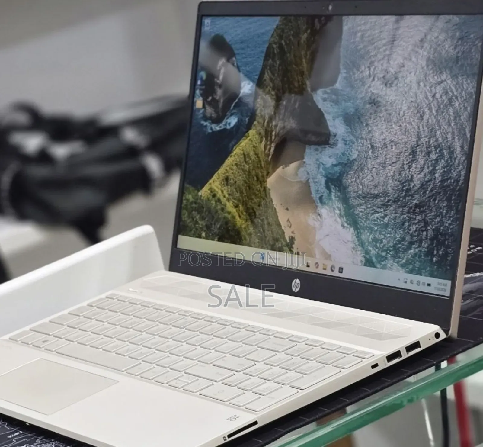 New Laptop HP Pavilion 15 8GB Intel Core i5 SSD 512GB