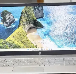 New Laptop HP Pavilion 15 8GB Intel Core i5 SSD 512GB
