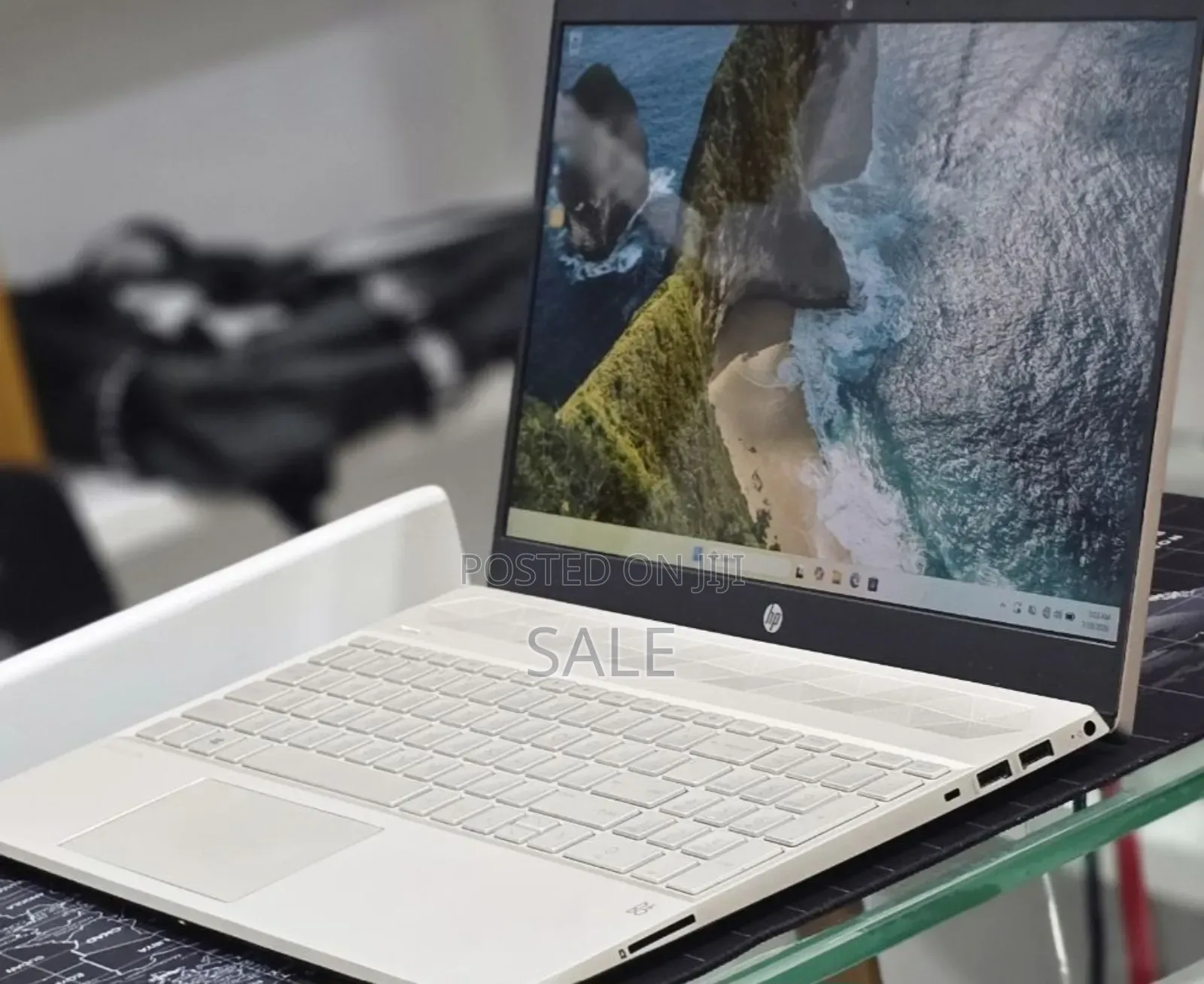 New Laptop HP Pavilion 15 8GB Intel Core i5 SSD 512GB