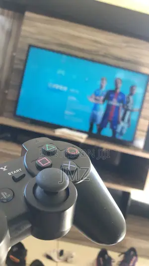 Ps 3 Slim 500 G B 2 Controlllers