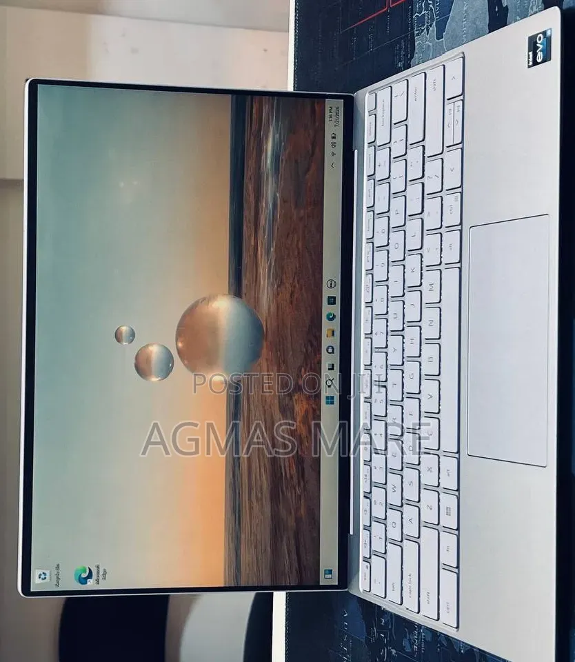 New Laptop Dell XPS 13 9315 16GB Intel Core i5 SSD 512GB