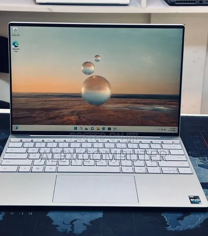 New Laptop Dell XPS 13 16GB Intel Core i5 SSD 512GB
