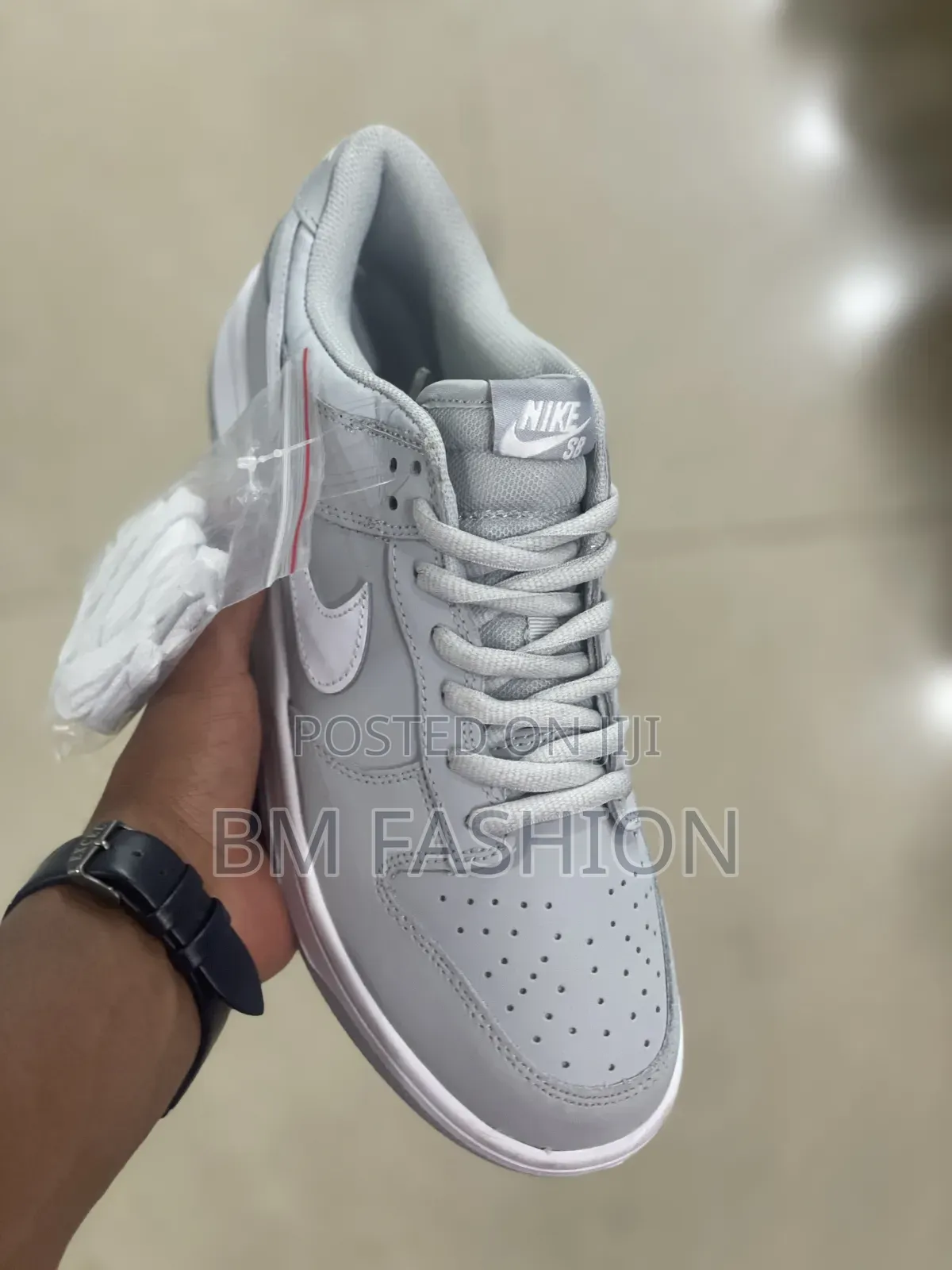 Nike Dunk Low Sneakers