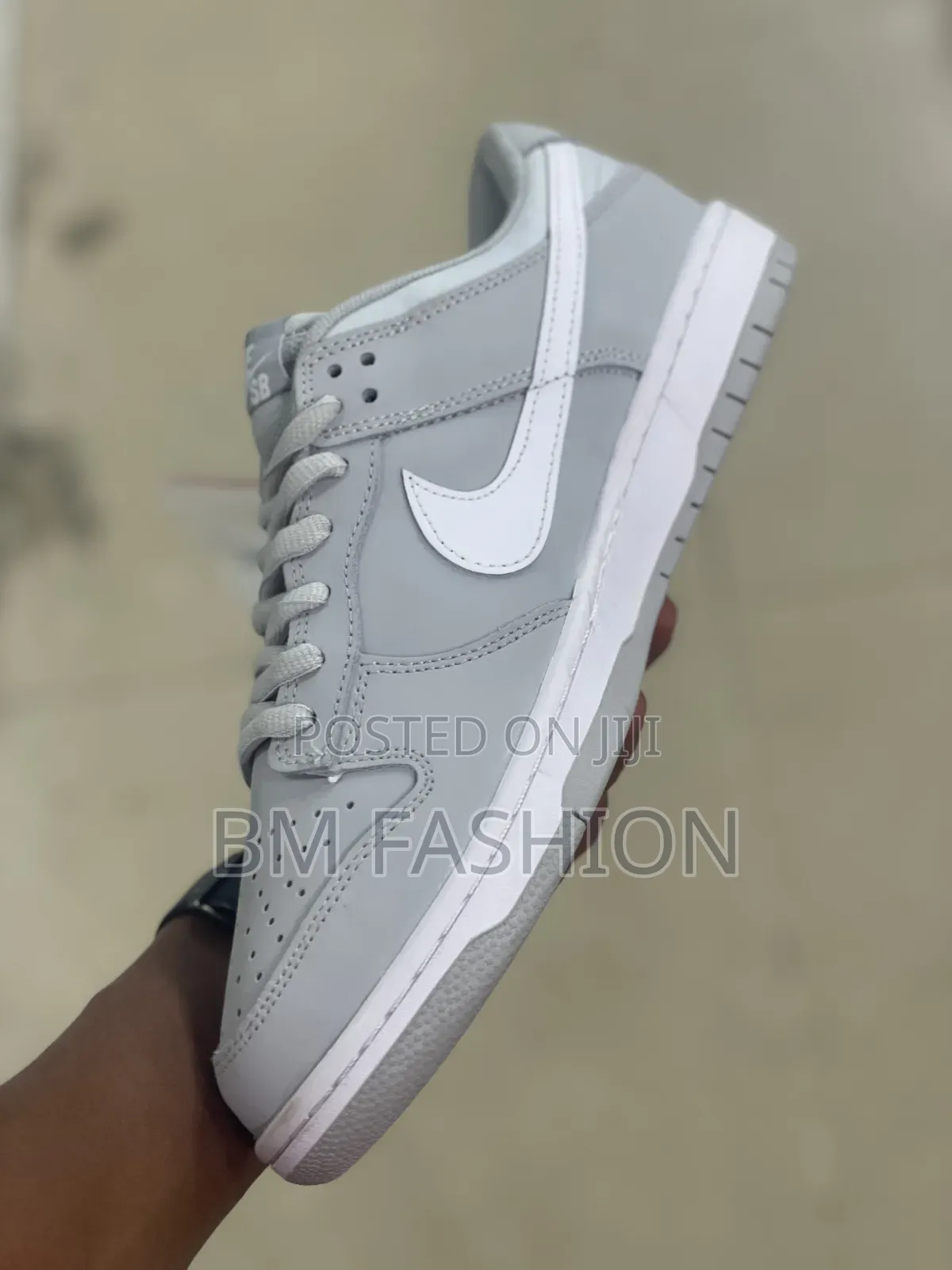 Nike Dunk Low Sneakers