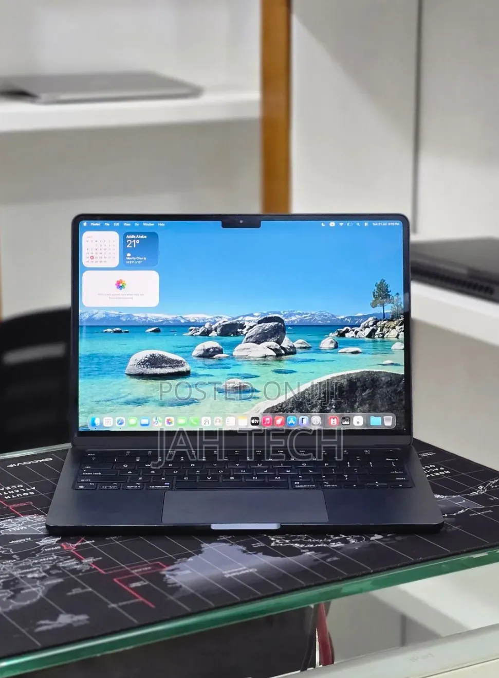 New Laptop Apple MacBook Air 2022 M2 8GB Apple M2 SSD 256GB