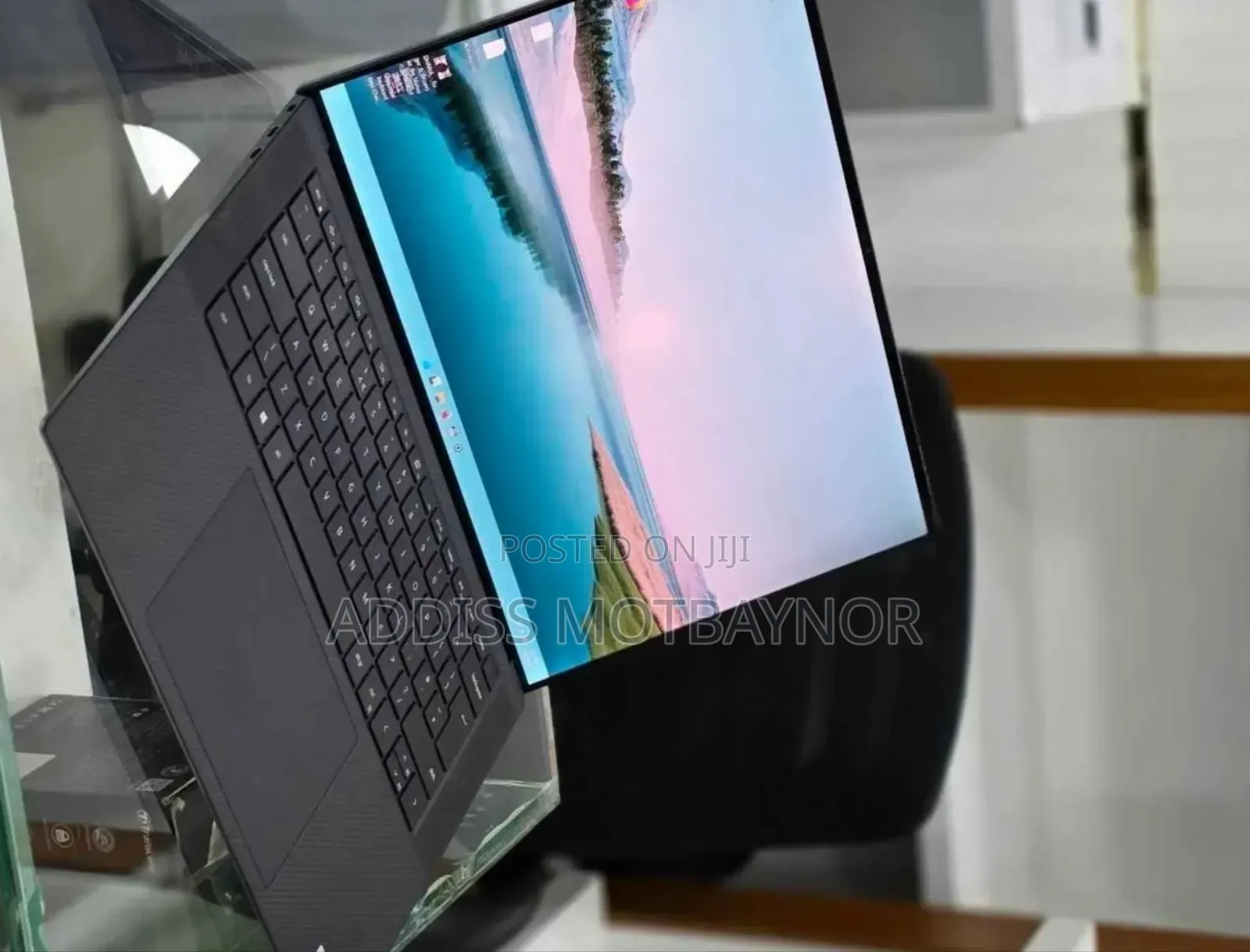 New Laptop Dell XPS 15 16GB Intel Core i7 SSD 512GB