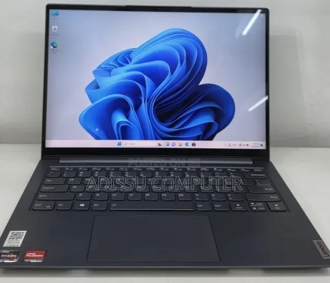 New Laptop Lenovo Yoga 2 16GB AMD Ryzen 7 SSD 512GB