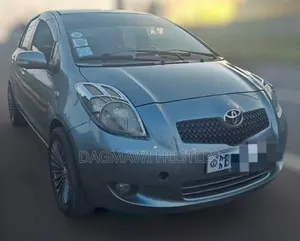 Toyota Yaris 2007 Gray