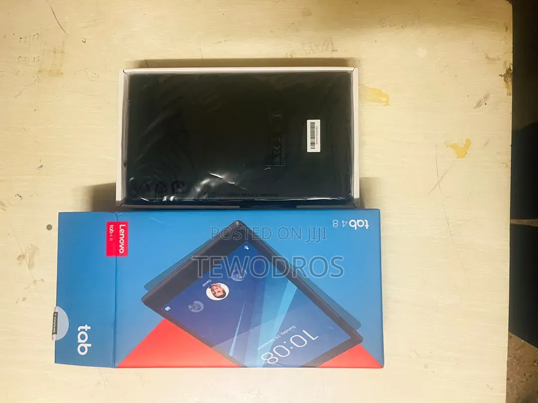 New Lenovo Tab 4 8 16 GB Black