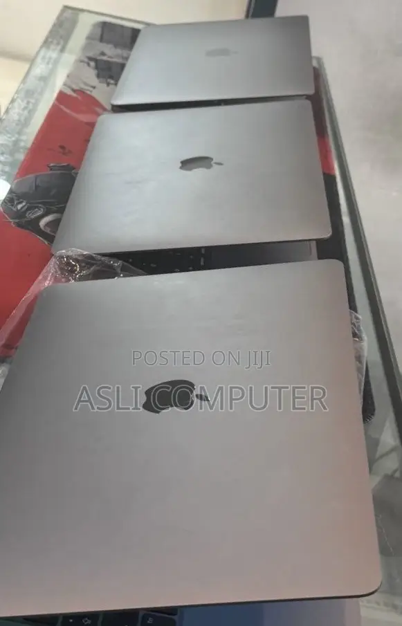 New Laptop Apple MacBook Air 2020 M1 8GB Apple M1 SSD 256GB