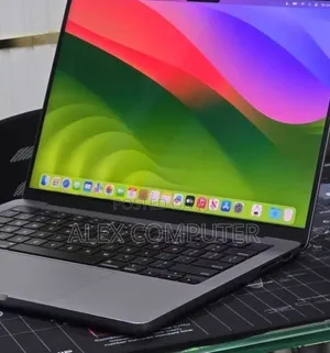 New Laptop Apple MacBook Air 2022 M2 8GB Apple M2 SSD 512GB