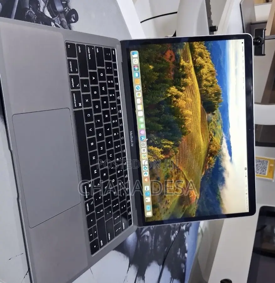 New Laptop Apple MacBook Air 2019 8GB Intel Core i5 SSD 128GB