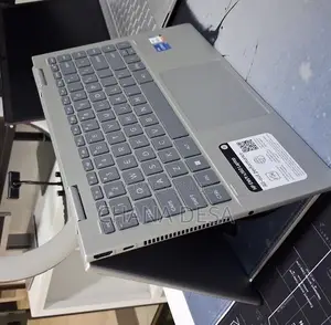 New Laptop HP Envy 14 8GB Intel Core i5 SSD 512GB