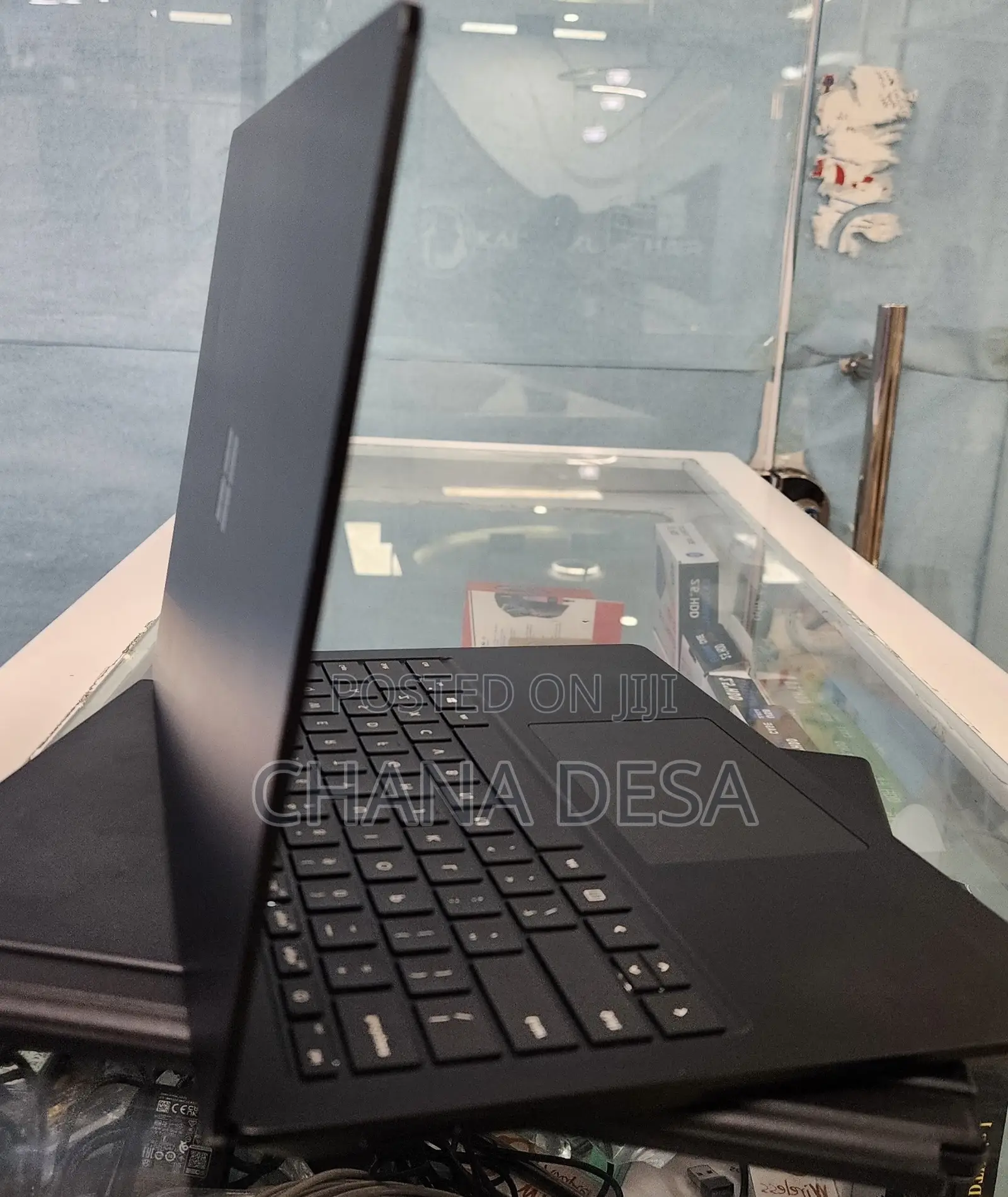 New Laptop Microsoft Surface Book 3 8GB Intel Core i5 SSD 256GB