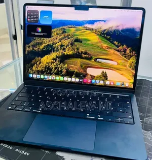 New Laptop Apple MacBook Air 2022 M2 16GB Apple M2 SSD 512GB