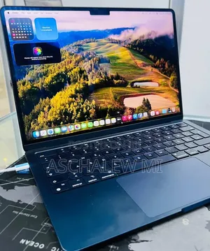 New Laptop Apple MacBook Air 2022 M2 16GB Apple M2 SSD 512GB