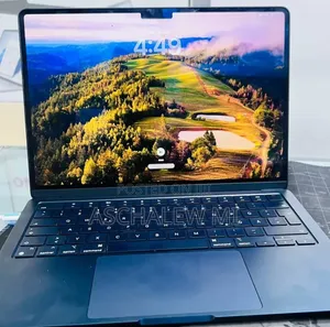 New Laptop Apple MacBook Air 2022 M2 16GB Apple M2 SSD 512GB