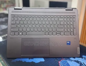 New Laptop Lenovo Yoga 7i 16GB Intel Core Ultra 7 SSD 512GB